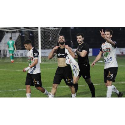 El Tudelano nunca se rindió ante el Utebo