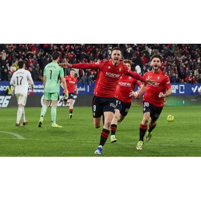 Osasuna destrona al Real Madrid en un gran partido en El Sadar y mira a los puestos europeos