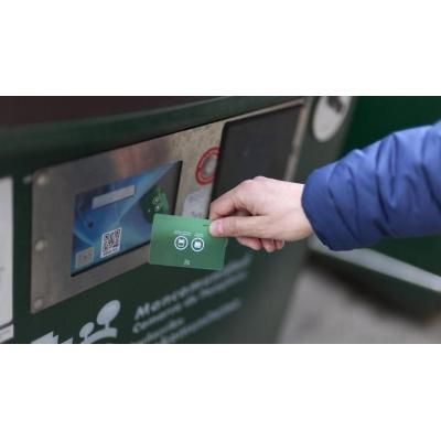 Cinco años del contenedor de tarjeta en la Comarca de Pamplona: el 87% de los hogares dice que separa siempre los residuos y lo utiliza