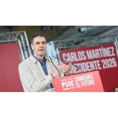 Sánchez reitera que "España va como nunca" y asegura que merece la pena seguir "hasta 2027 y más allá"