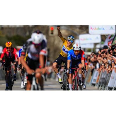 Iván Romeo se corona campeón en la Vuelta Andalucía ante el desafío final de Pidcock