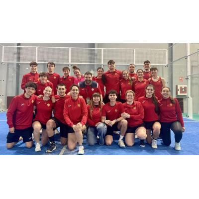Pádel Reyno de Navarra logra el doblete en el Campeonato Navarro por Equipos Absolutos de Clubes de Pádel de 1ª Categoría