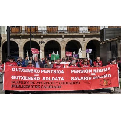 El Movimiento Pensionista se moviliza en Pamplona y pide la subida automática de las pensiones conforme al IPC