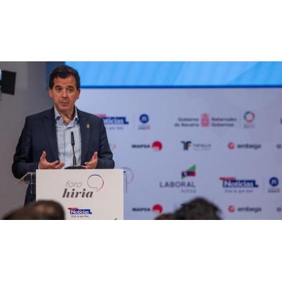 “El cooperativismo es clave para la industria de Navarra”