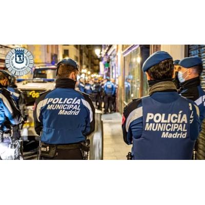Detenido por ocultar un machete de 62 cm en el pantalón y saltarse una orden de alejamiento