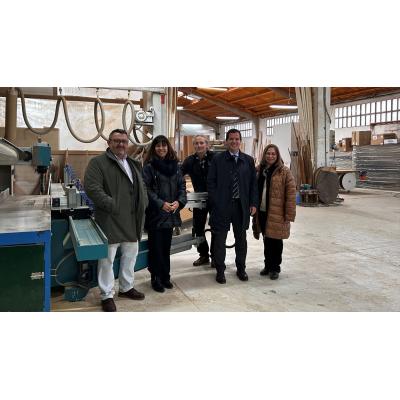 La histórica empresa de madera de un pueblo de Navarra que se reinventa en una apuesta por lo verde