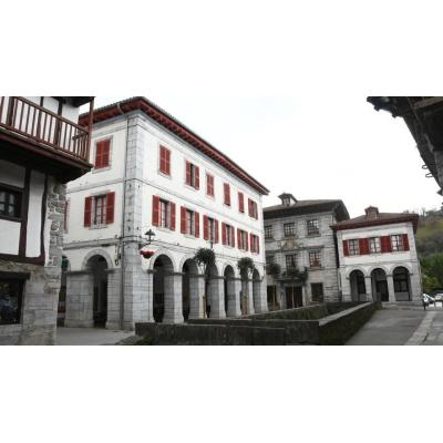 Geroa Bai Lesaka propone destinar 'Alhóndiga' a apartamentos de alquiler para jóvenes