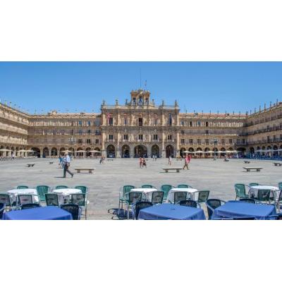 Condenado a 16 años por abusar sexualmente de sus dos hijas menores durante ocho años en Salamanca