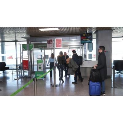 El Gobierno de Navarra sacará una nueva licitación de vuelos para el aeropuerto de Pamplona