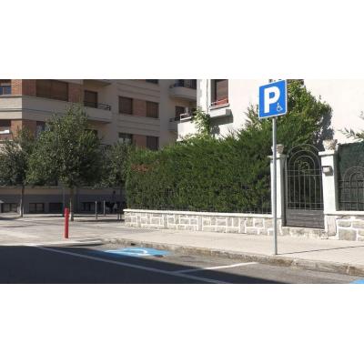 El Ayuntamiento de Pamplona impuso el año pasado 722 sanciones por aparcar en plazas para personas con discapacidad