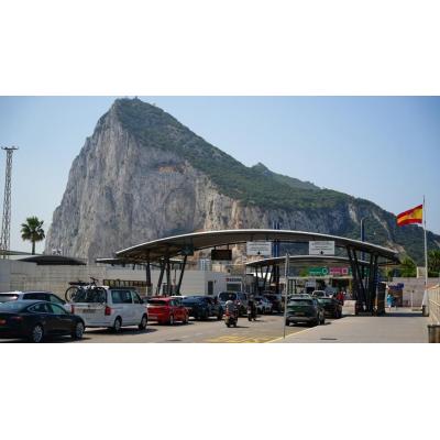 Claves del acuerdo sobre Gibraltar: derribo de la Verja, doble control fronterizo y uso del aeropuerto