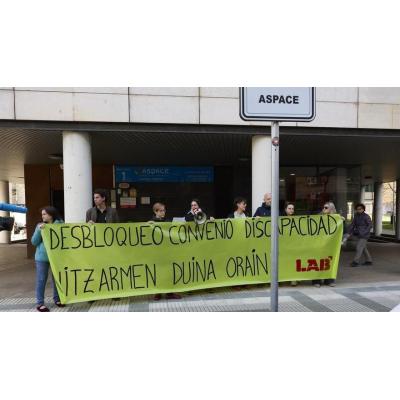 Trabajadores del sector de discapacidad en Navarra reclaman el "desbloqueo" de la negociación del convenio