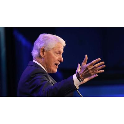 Clinton asegura que no sabía nada de los delitos de Epstein y que no hizo "nada malo"