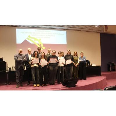 Estudiantes de Medicina reciben los premios del VIII Certamen de Casos Clínicos Ético-Deontológicos
