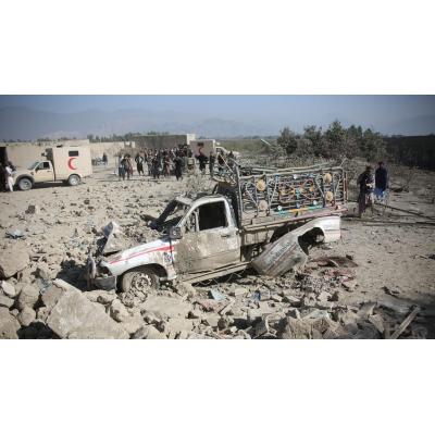 Pakistán anuncia una "guerra abierta" con Afganistán, bombardea Kabul y reivindica 133 muertes