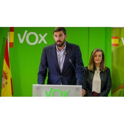 Crisis en Vox Murcia: su presidente cuestiona a la dirección nacional y se niega a dimitir