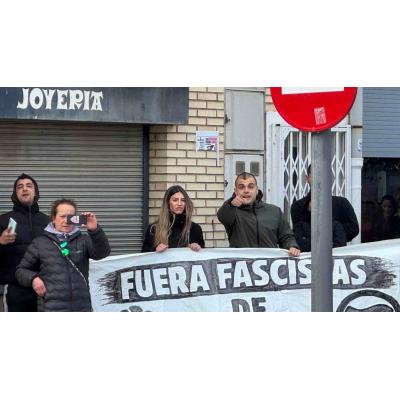 Los proetarras fracasan en su intento de boicotear un homenaje de Vox en Caparroso a los navarros del Plus Ultra
