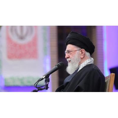 Irán se prepara para "vengarse" de Israel con una "fuerte respuesta" tras los ataques