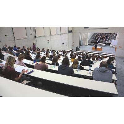 Oposición para 8 plazas de técnico superior de empleo, 15 de guarda de medio ambiente y 11 de cocinero