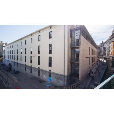 Los estudiantes que acosen o practiquen ciberacoso en Navarra serán expulsados del centro escolar