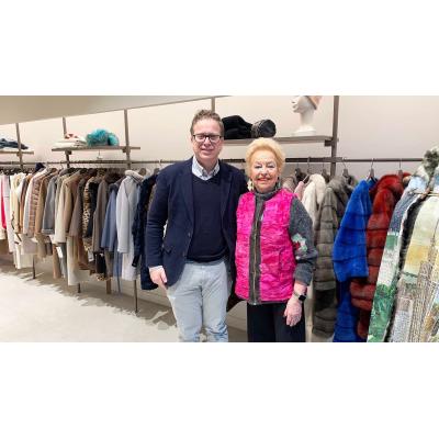 La tienda de Pamplona que cumple 50 años y abre un segundo local: “sin mi hijo no hubiera abierto"
