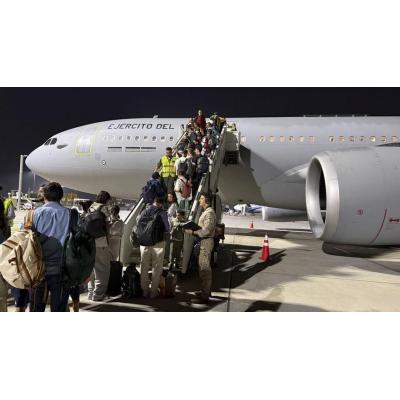 Cancelan el vuelo de regreso a España de 30 turistas andaluces atrapados en Dubái