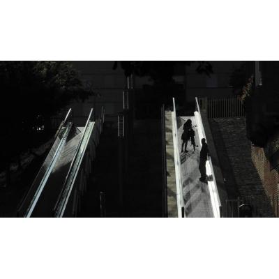 Un ascensor sustituirá las escaleras mecánicas de Abejeras