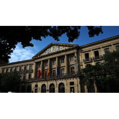 Ceses y nombramientos en varios departamentos del Gobierno de Navarra
