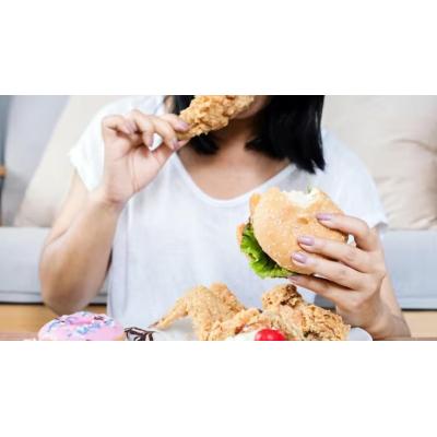 El tipo de dieta que acelera el crecimiento del cáncer de mama, según un estudio