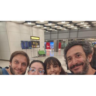 Del paraíso de Maldivas a las explosiones y sirenas antiaéreas en Abu Dabi: "Me costará olvidar", dice una navarra tras su regreso de Oriente Próximo