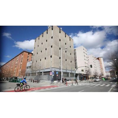 "¿Interés general o pelotazo inmobiliario?", dudas vecinales con un antiguo edificio de Telefónica