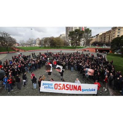 Aficionados de Osasuna piden la dimisión de la delegada del Gobierno