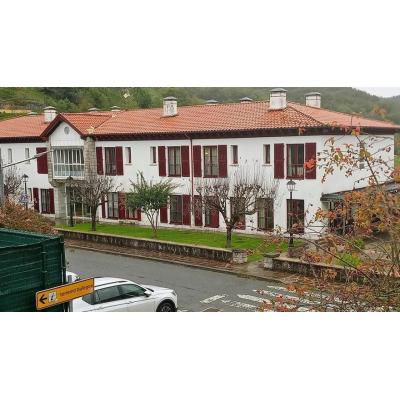 La residencia Andra Mari de Lesaka agradece una donación