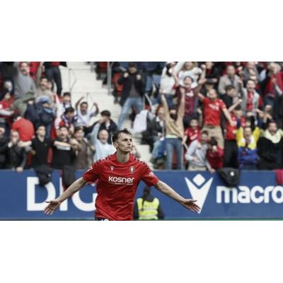 Osasuna se salva en un final de locura (2-2)