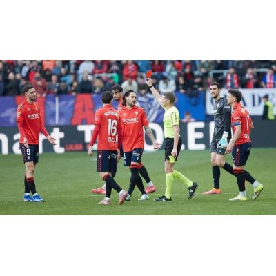 Osasuna-Mallorca: "Me voy con la roja para el número 9"