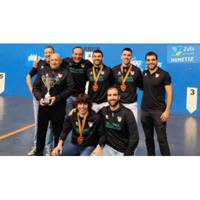 El Beti Onak gana el Campeonato de España de mano de Segunda y sube de categoría