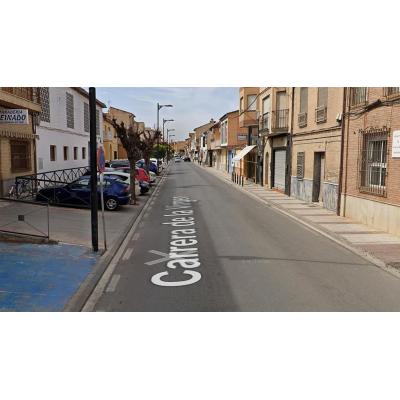 Muere en Granada atropellado por el autobús al que atacó con un hacha