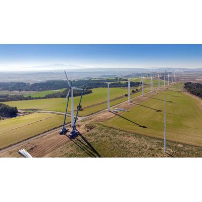 El parque eólico Montes de Cierzo de Tudela y Cintruénigo, en la fase final de su repotenciación