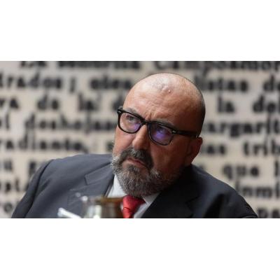 El juez del caso Koldo unifica la causa de las mordidas de obra pública con 14 imputados