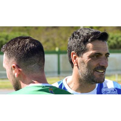 El último pichichi español de LaLiga sigue marcando a sus 45 años