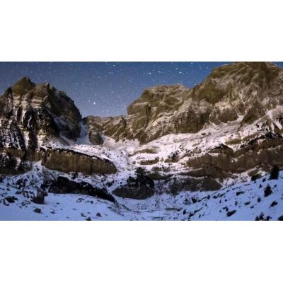 Rescatados dos alpinistas navarros tras quedar bloqueados por la nieve en Peña Telera