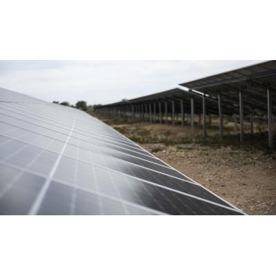 Una empresa de baterías china estudia una posible inversión en Navarra a corto plazo