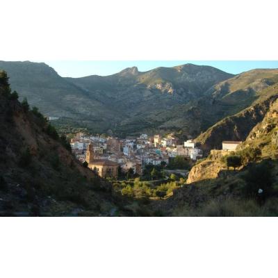 El pueblo con las "aguas termales más espectaculares" está a menos de dos horas de Pamplona, según la revista Viajar