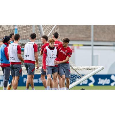 Víctor Muñoz se estrena en la prelista de Luis de la Fuente