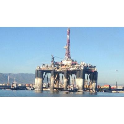 El precio del crudo cae un 5% y el Brent cotiza en los 93 dólares