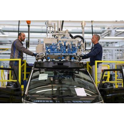 Volkswagen amplía hasta 50.000 los empleos que recortará en los próximos años