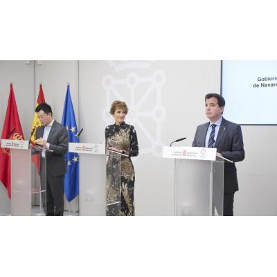 Fotos del acto de formalización del acuerdo para la implantación de Hithium en Navarra