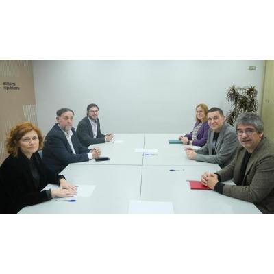 Otegi y Junqueras critican “la deriva belicista”