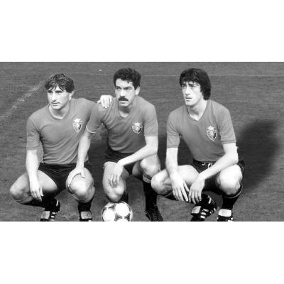 EN FOTOS | Repaso a varias camisetas que ha lucido Osasuna a lo largo de su historia.