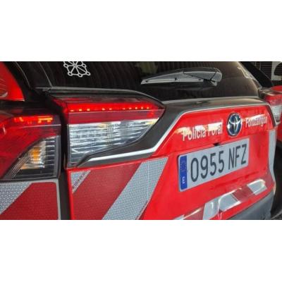 Persecución en Tudela: un menor huye de un control de alcoholemia y embiste un coche de la Policía Foral